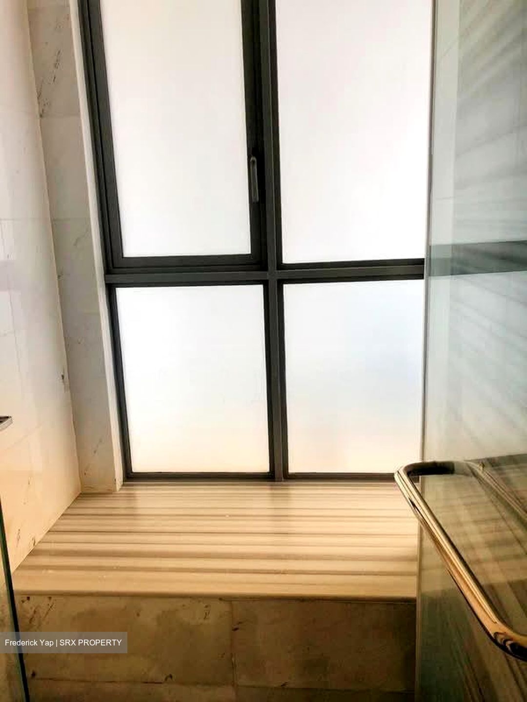 Lincoln Suites (D11), Condominium #608620561